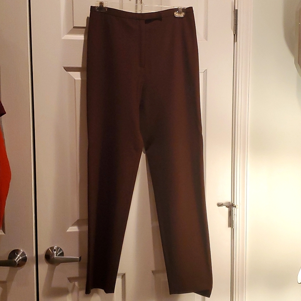 Jones Wear Sport wrinkle free trousers, sz 4